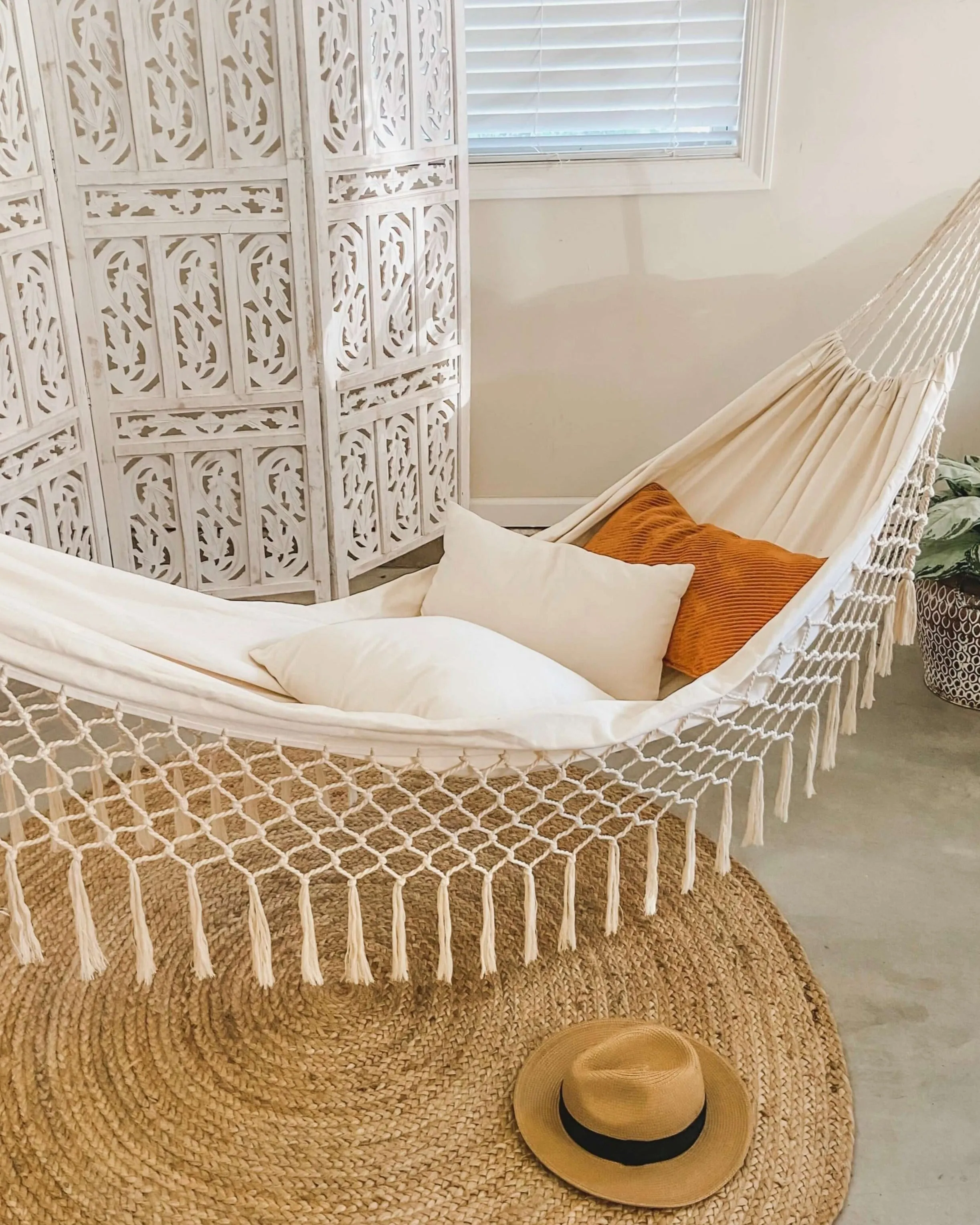 Boho Fringed Macrame Hammock  | ISABELLA