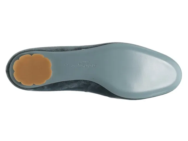 SALVATORE FERRAGAMO Sarno Women's 725068 Steel Blue Flats Size 6.5 D MSRP $695